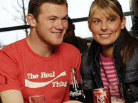 Rain-Soaked Italian Wedding Bells For Rooney Rain-Soaked Italian Wedding Bells For Rooney