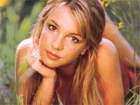 Britney On The Hunt For Greener, Quieter Hou Britney On The Hunt For Greener, Quieter Hou