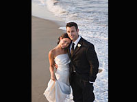 A Hot Beach Wedding For A Hot Summer! A Hot Beach Wedding For A Hot Summer!