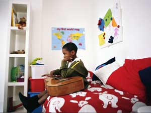 When Your Child Needs A Separate Room... - Boldsky.com