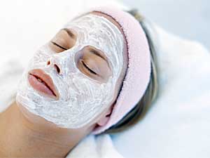 Homemade Face Pack With Almonds Homemade Face Pack With Almonds