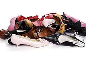 Types Of Footwear To Wear With Saree Types Of Footwear To Wear With Saree