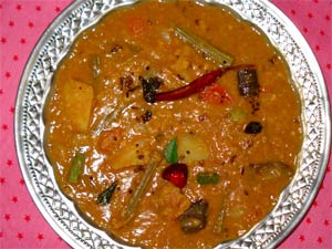 Varutharacha Sambar: Microwave Recipe