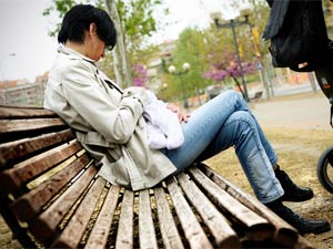 Tips For Breastfeeding In Public Tips For Breastfeeding In Public