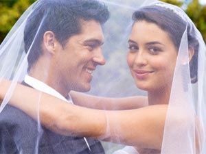 How To Keep Love After Marriage Alive? How To Keep Love After Marriage Alive?