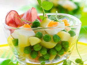 Healthy & Filling Peas Corn Salad Recipe