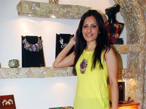 Indian Designers Unveil Indian Designers Unveil
