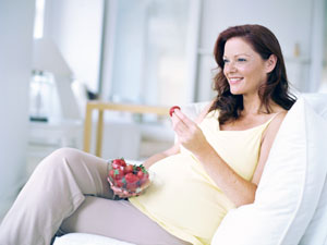 Fourth Month Pregnancy: Week By Week Fourth Month Pregnancy: Week By Week