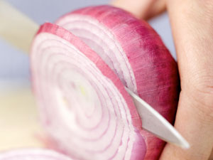 Tips To Cut Onions Without Getting Tears!