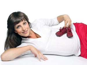 Eight Months Pregnancy & Symptoms Eight Months Pregnancy & Symptoms