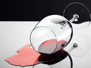 Tips To Remove Wine Stains From Clothes Tips To Remove Wine Stains From Clothes