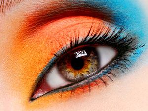 Tips To Highlight Your Eyes Tips To Highlight Your Eyes