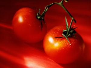 Tomato Face Packs To Get Glowing Skin Tomato Face Packs To Get Glowing Skin