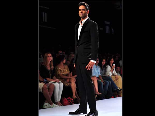 Sidhartha Mallya In Tuxedo Sidhartha Mallya In Tuxedo