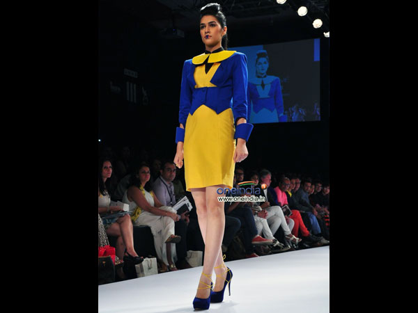 The Royal Yellow & Blue Outfit The Royal Yellow & Blue Outfit