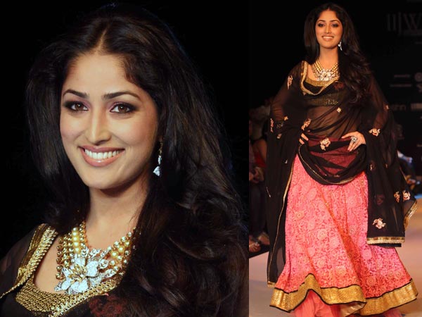 Yami Gautam's Dazzling Ramp Walk Yami Gautam's Dazzling Ramp Walk