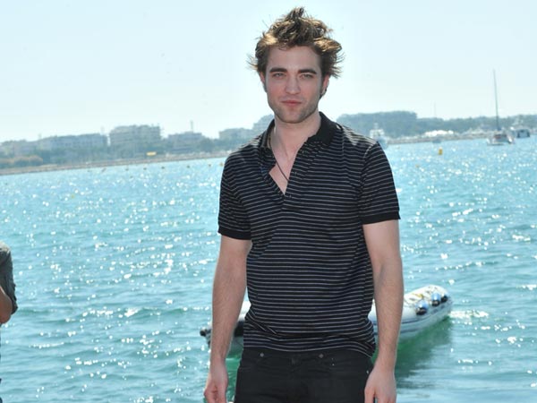 Robert Pattinson's Black Stripes Robert Pattinson's Black Stripes