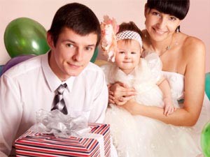 Trending Baby Girl Names For 2012 Trending Baby Girl Names For 2012
