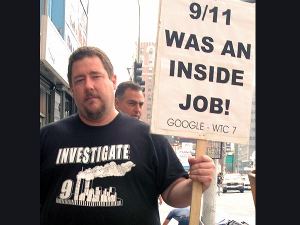 Top 5 Conspiracy Theories About 9 /11 Top 5 Conspiracy Theories About 9 /11
