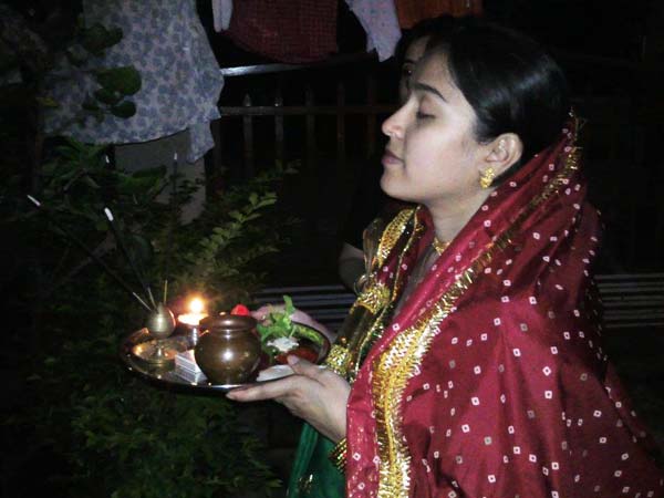 Have These Items For Karva Chauth Vrat Have These Items For Karva Chauth Vrat