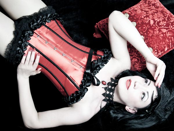 5 Things Women Can Do With Corsets 5 Things Women Can Do With Corsets