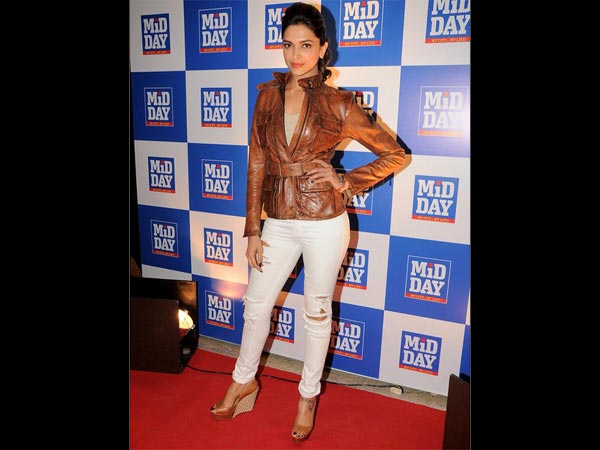 Deepika Padukone's Best Looks In Jeans Deepika Padukone's Best Looks In Jeans