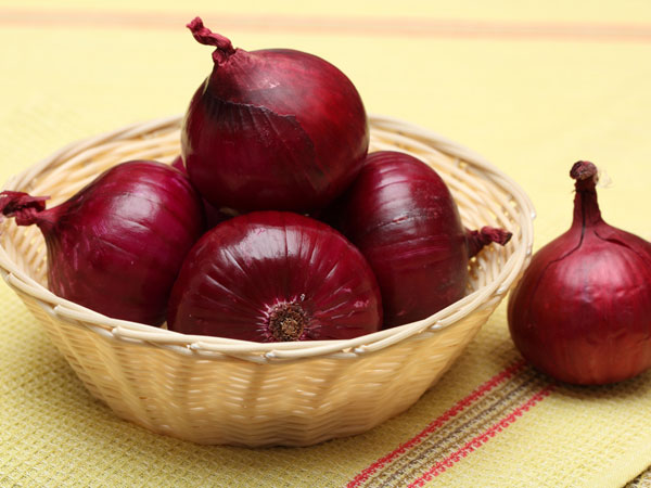 Health Benefits Of Eating Raw Red Onion