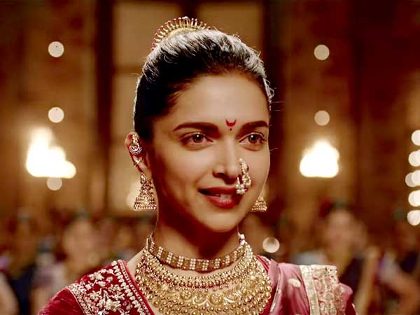 priyanka chopra kashibai hairstyle bajirao mastani priyanka and deepika in pinga boldsky priyanka chopra kashibai hairstyle bajirao mastani priyanka and deepika in pinga boldsky
