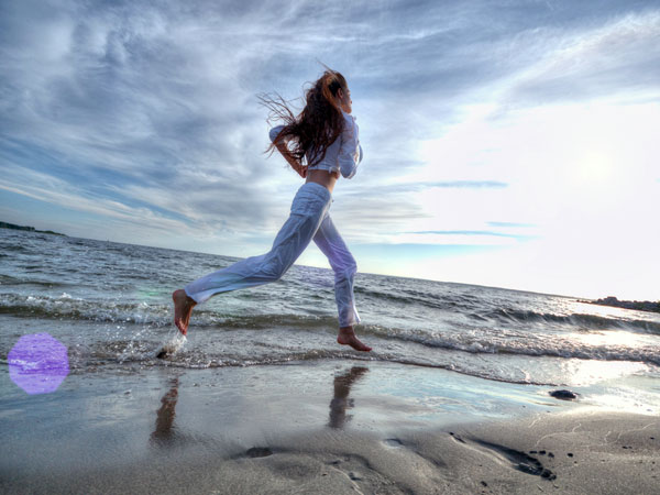 What Does Jogging Do To Your Brain- Woman Jogging What Does Jogging Do To Your Brain- Woman Jogging