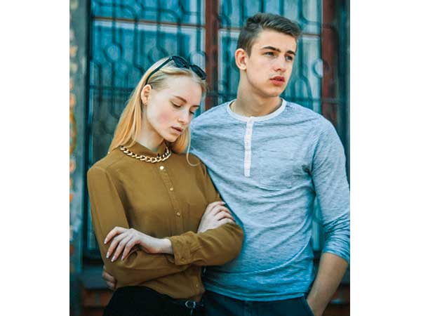 8 signs you re dating the wrong person 8 signs that you’re dating a pathological feel you’re in an abusive relationship or if you think your partner that you’re dating a pathological liar. 8 signs you re dating the wrong person 8 signs that you’re dating a pathological feel you’re in an abusive relationship or if you think your partner that you’re dating a pathological liar.