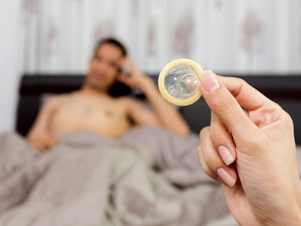 symptpms of condom allergy sex video og