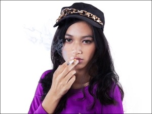 How Smoking Can Ruin Your Looks