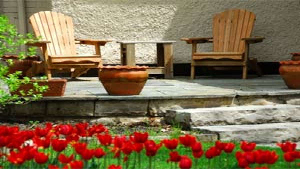 7 Garden Seating Arrangement Ideas!