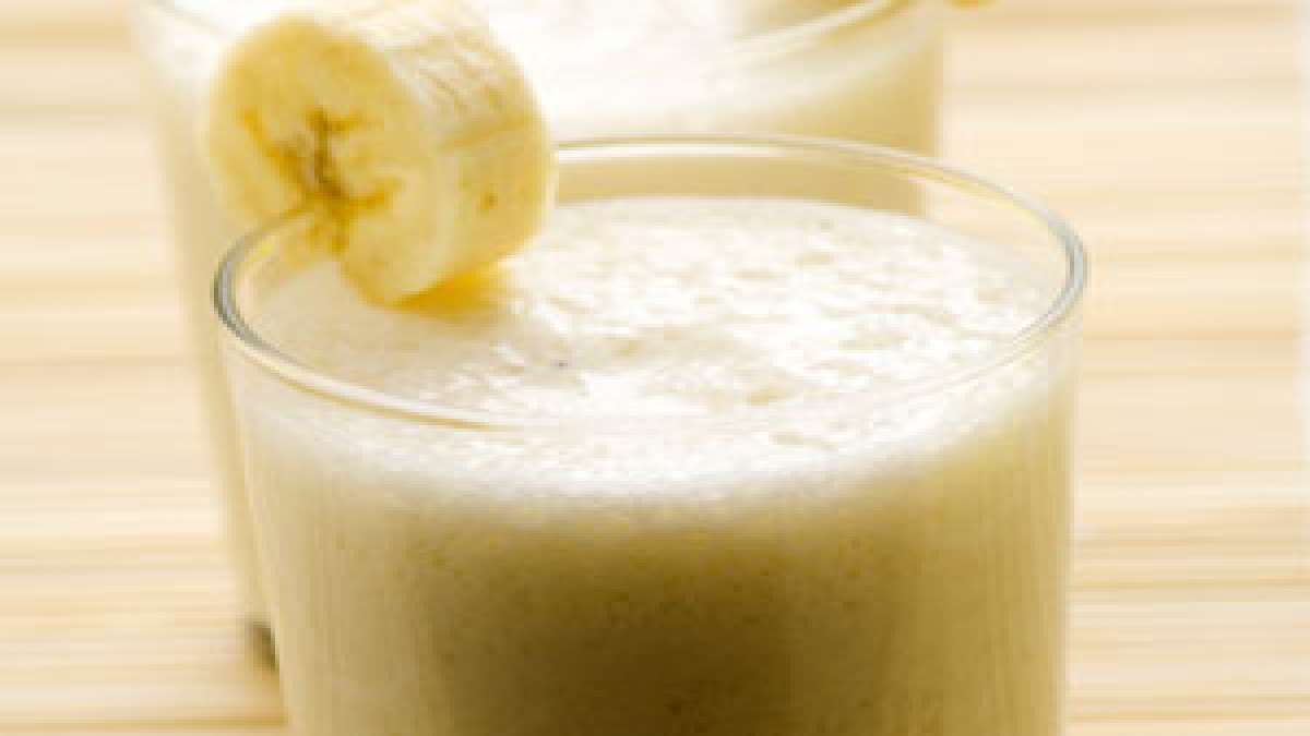 Apple Banana Smoothie With Milk Energy Drink!