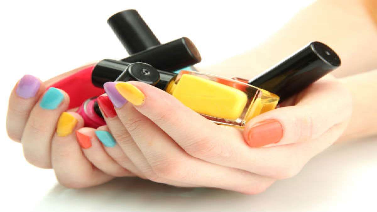 8 Easy Ways To Store Nail Polish Bottles