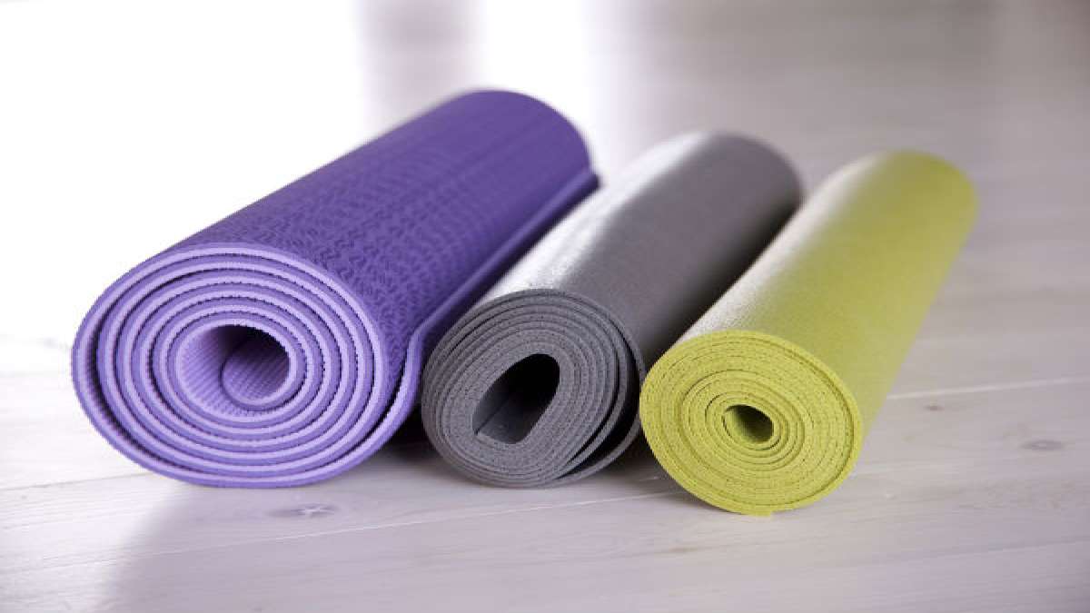 Best Ways To Clean A Yoga Mat