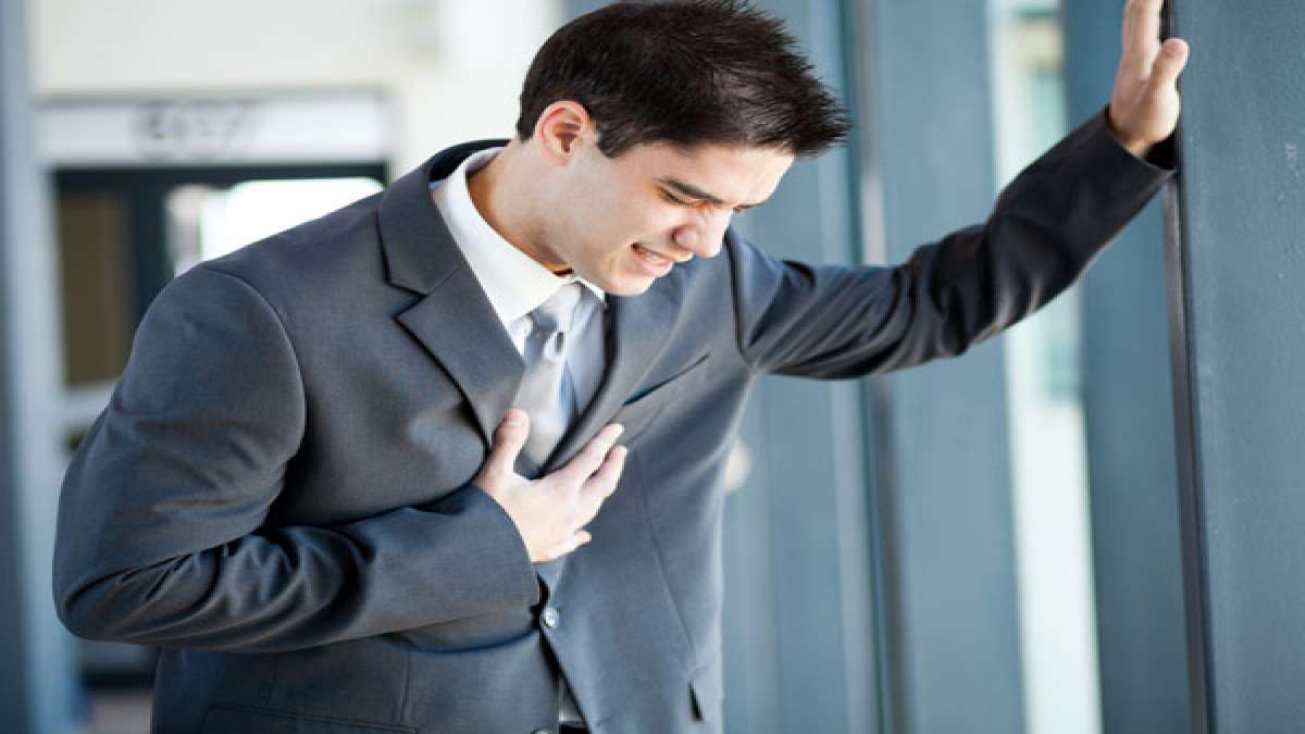 14 Home Remedies For Gas Pain In Chest