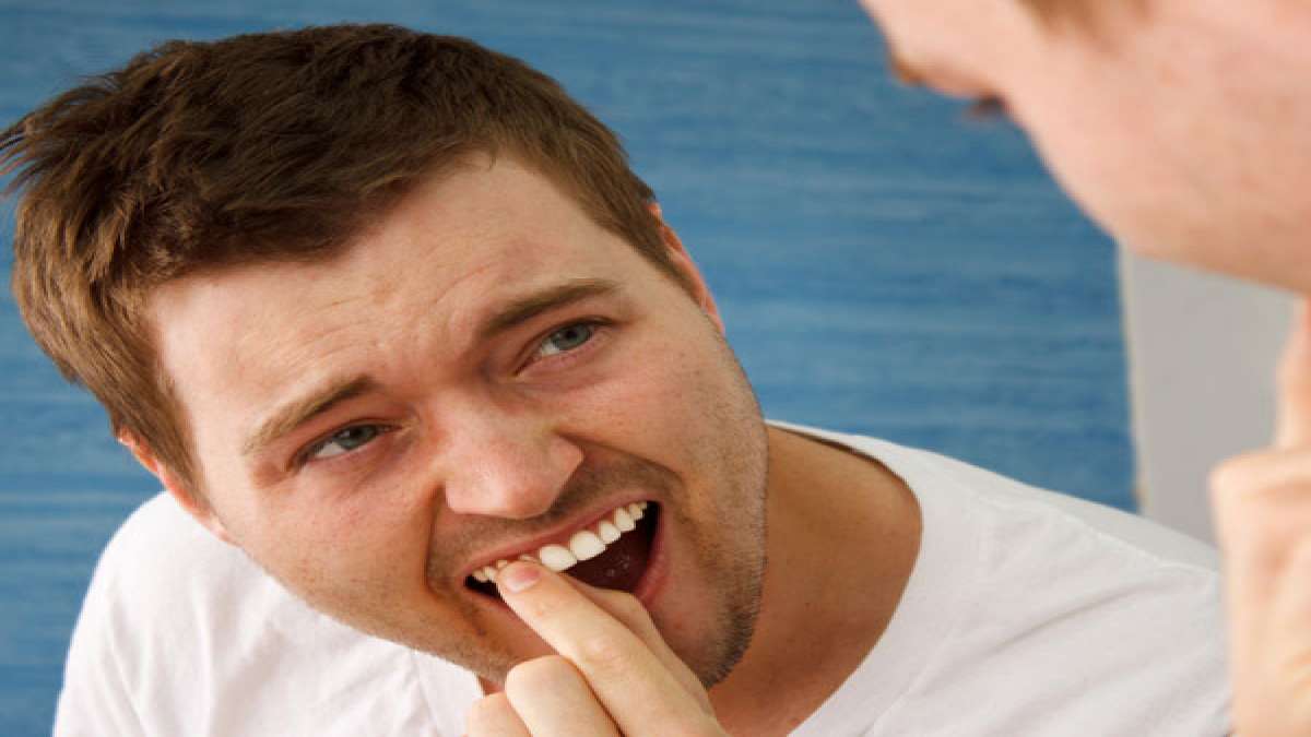 13 Home Remedies For Teeth Shaking - Boldsky.com