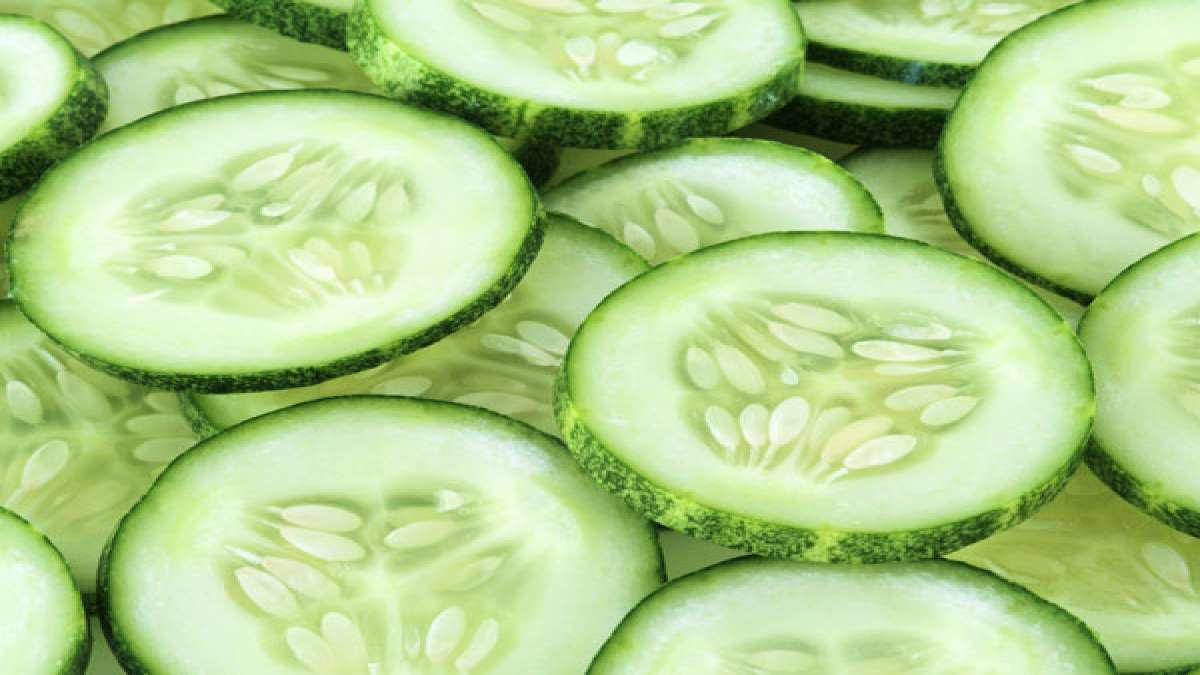 Nutritional Benefits of Peeled Cucumber