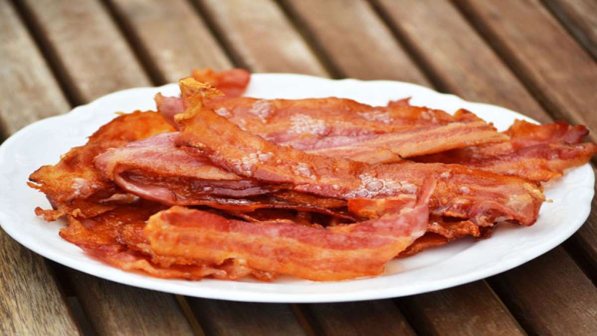 7 Reasons Why Bacon Is Unhealthy