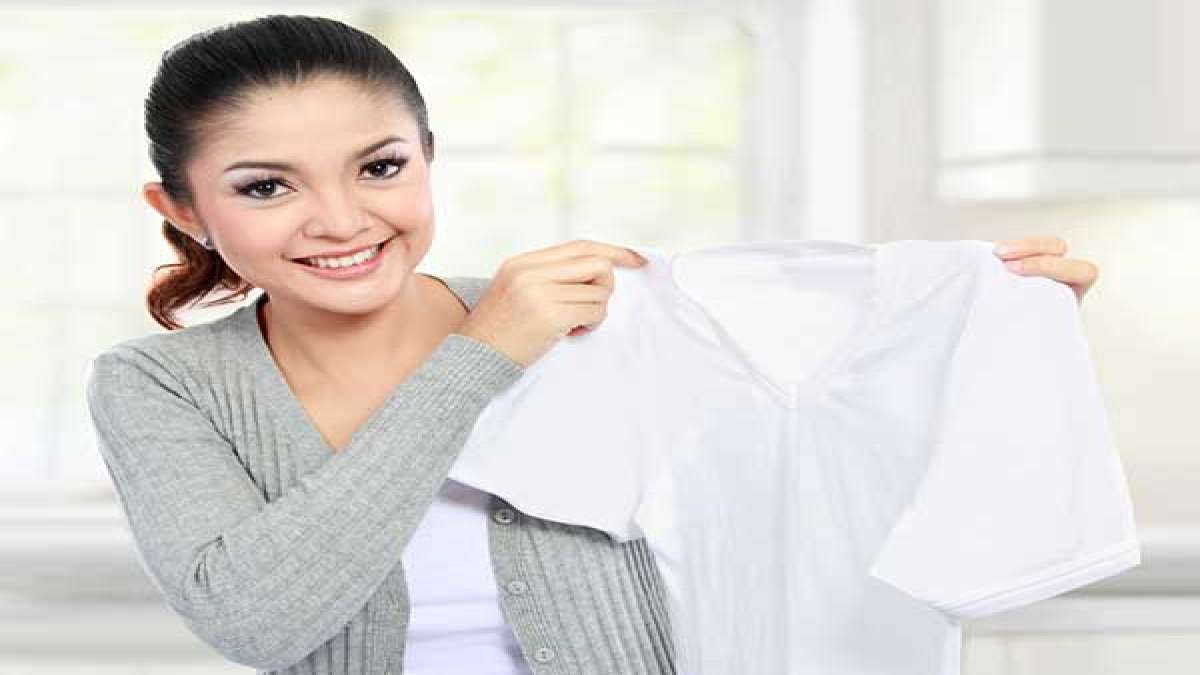 Tips To Brighten White Clothes Naturally At Home