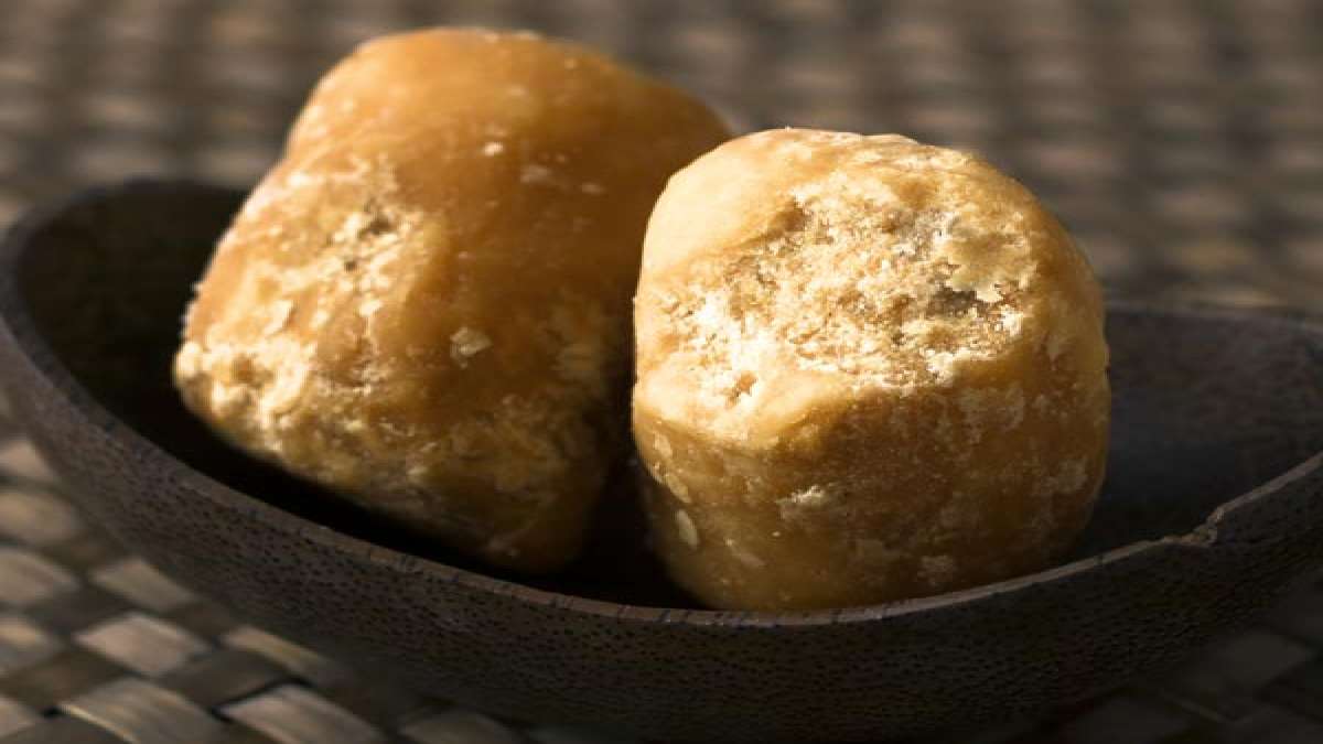 Benefits Of Eating Jaggery In Pregnancy