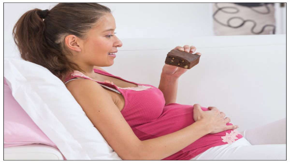 Is It Okay To Eat Cakes During Pregnancy?