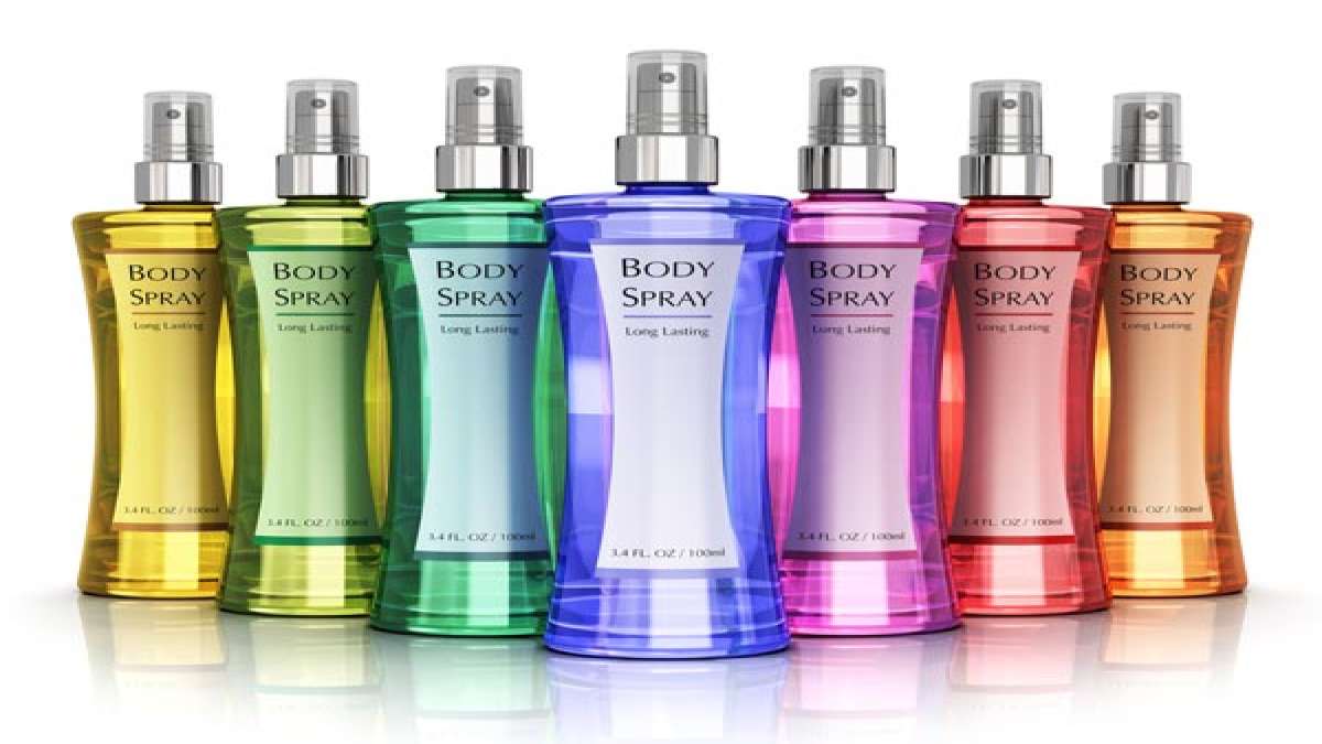 How To Make Your Very Own Hydrating Body Spray