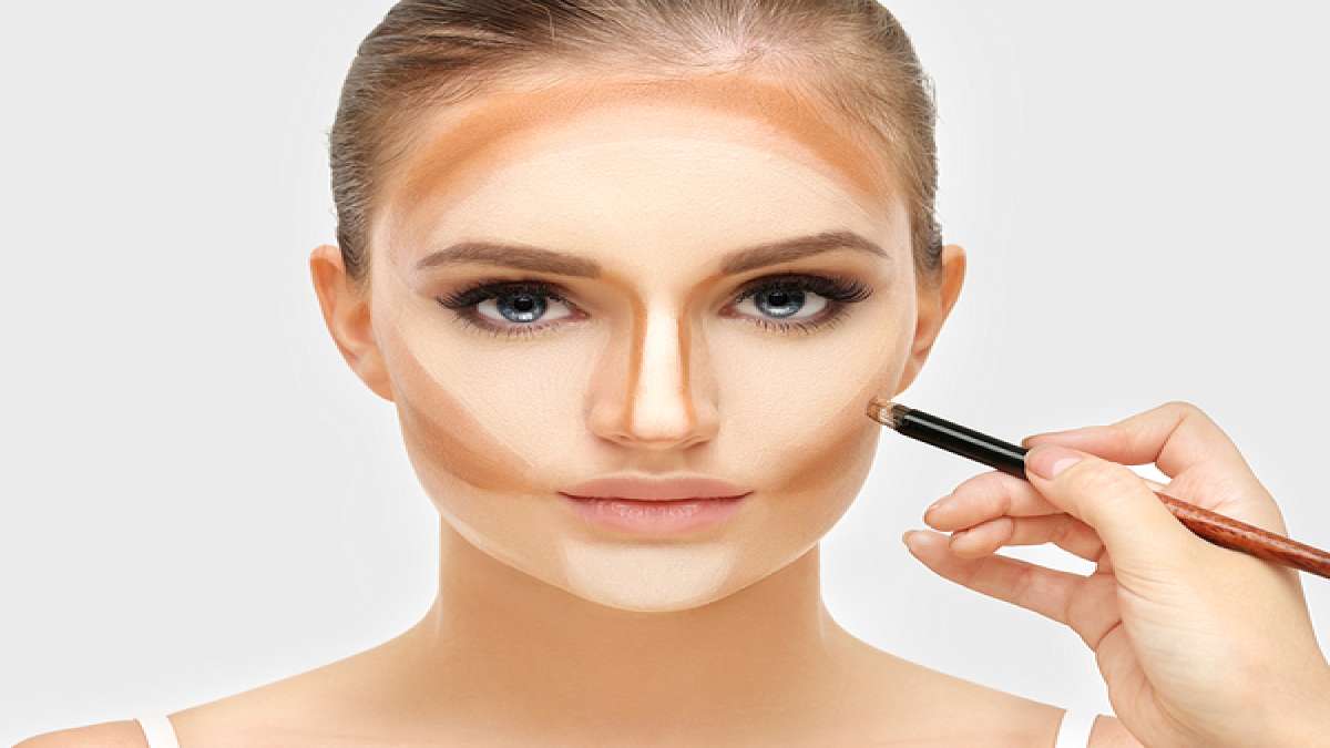 How To Make Your Face Look Thinner Using Makeup