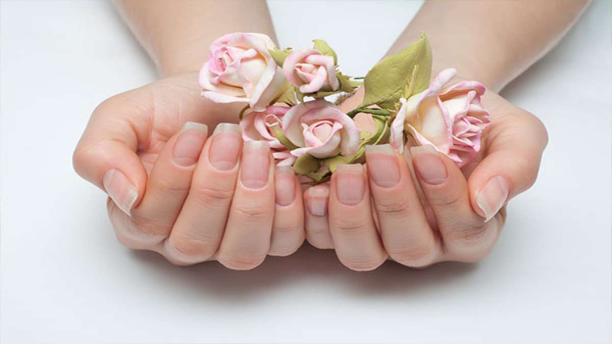 DIY Athome Remedies For Yellow Nails