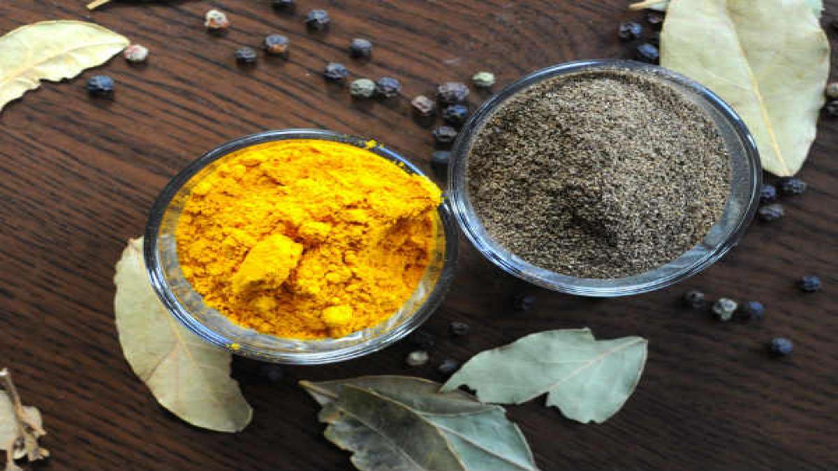 10 Health Benefits Of Turmeric And Black Pepper - Boldsky.com