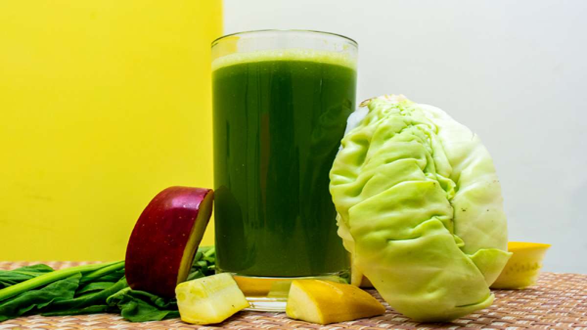 CabbageApple Juice For Weight Loss And Gut Health