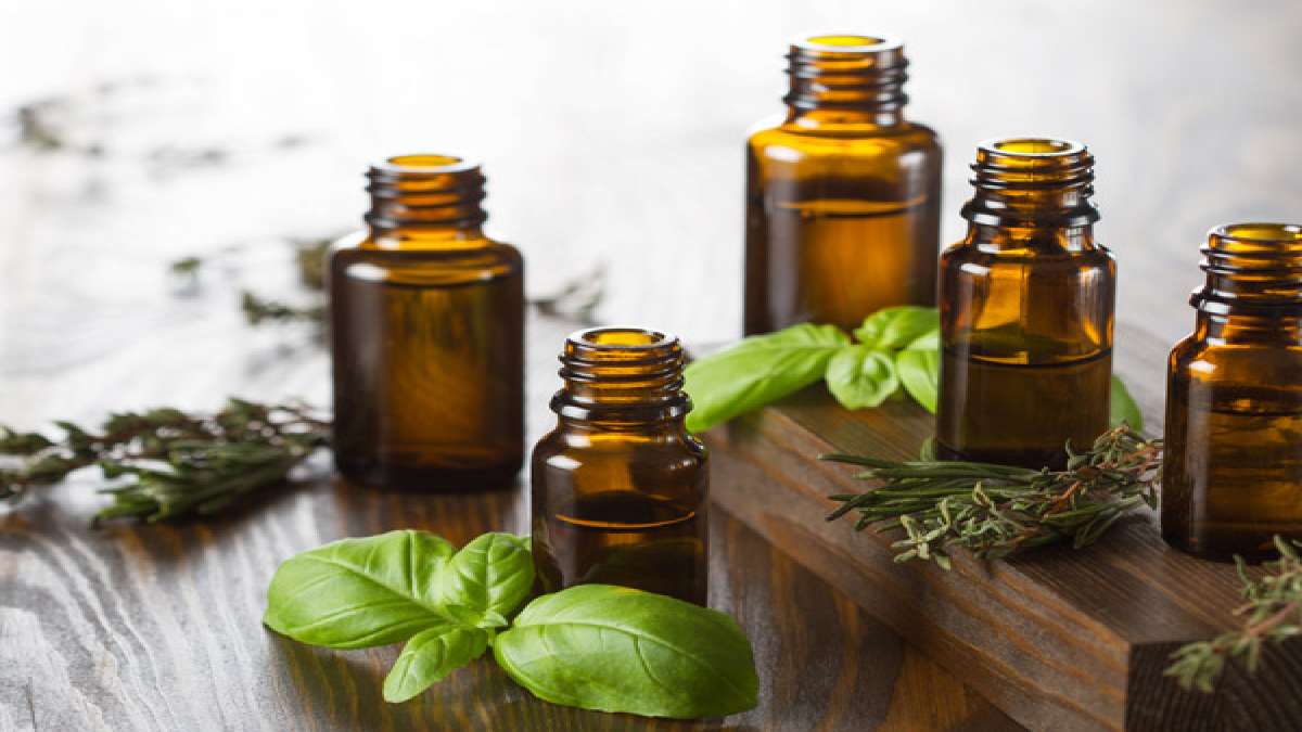 10 Essential Oils For Gout Pain
