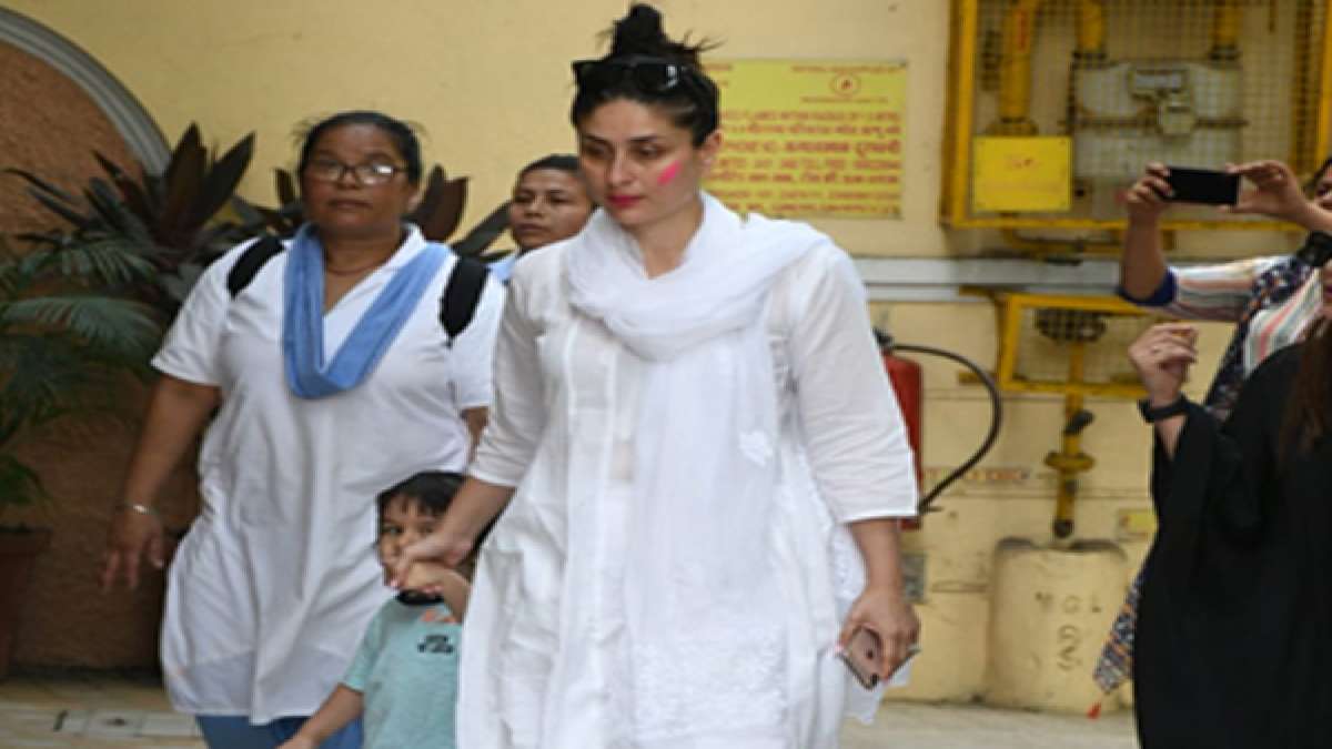 kareena kapoor white kurti
